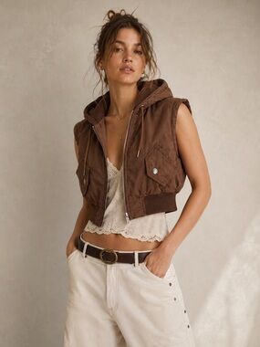 BDG Urban Outfitters Cropped Hooded Puffer Vest Brown Sleeveless Size S Y2K
